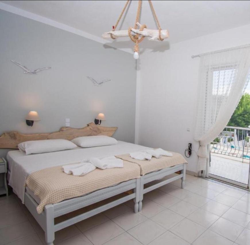 Aparthotel Alexandros Poros Town Esterno foto